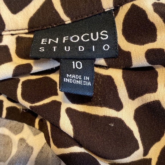 En Focus studio animal print dress size 10. - Picture 13 of 14
